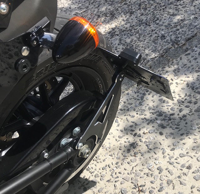 Support de plaque Homologué Fat Bob M8 FXFBS Contrast Cut